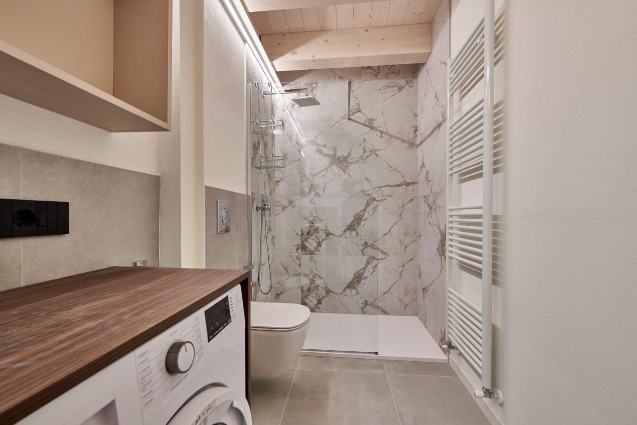 Apartmentsgarda - Residenza Mercanti מראה חיצוני תמונה